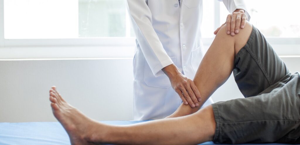 dolore dietro al ginocchio